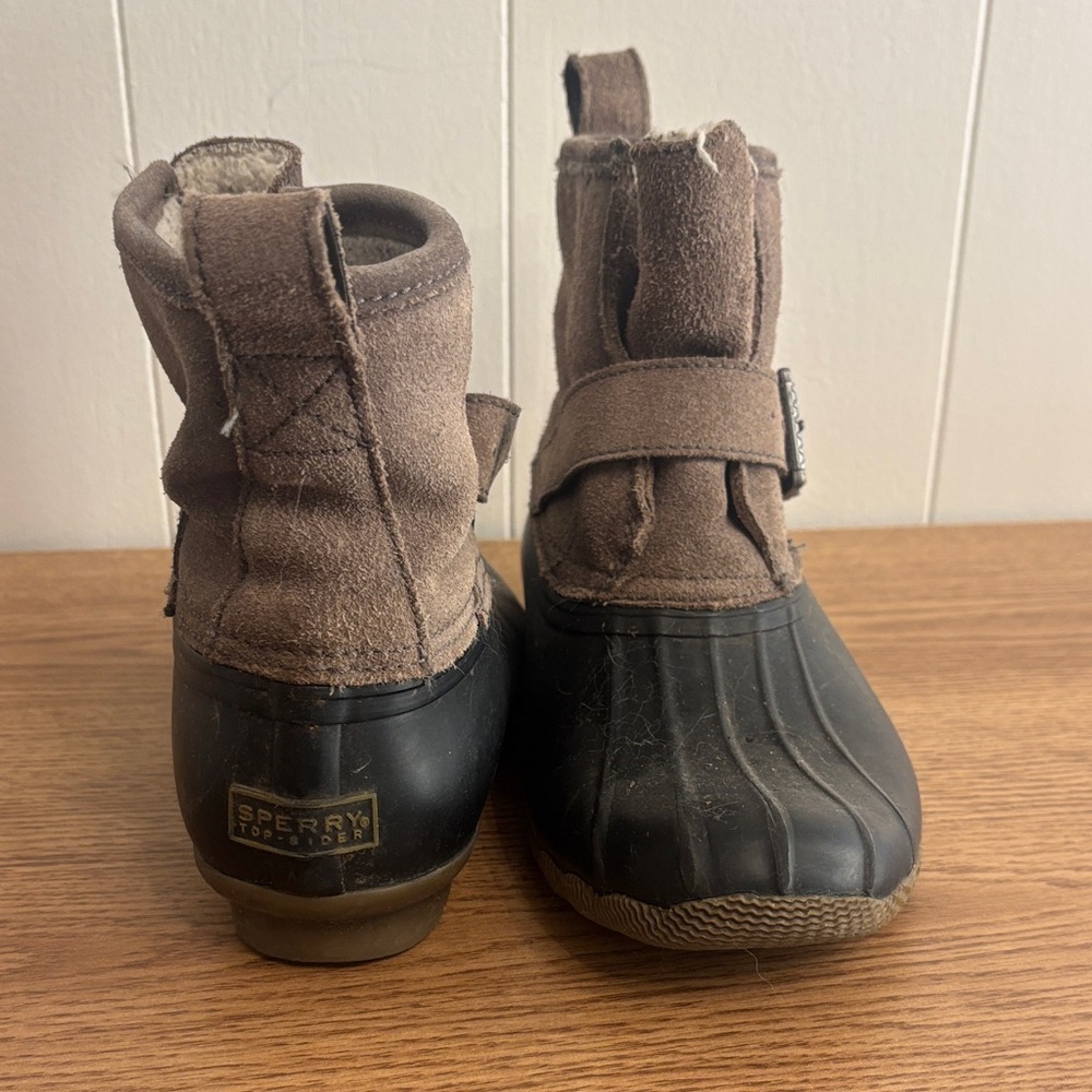 Sperry Tan and Black Rain Boots